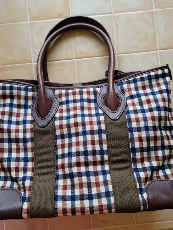 Aquascutum bag - Gem AQUASCUTUM LONDON Satchel BAG.